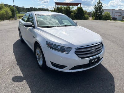 2018 Ford Taurus SEL