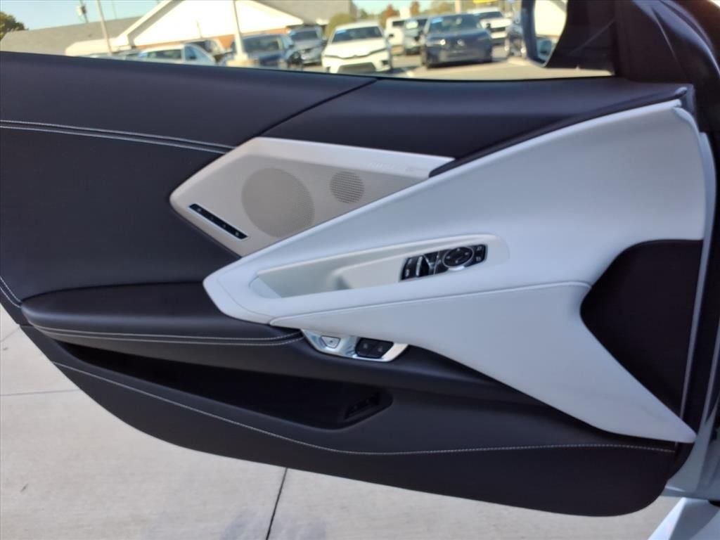 2023 Chevrolet Corvette Stingray 2LT