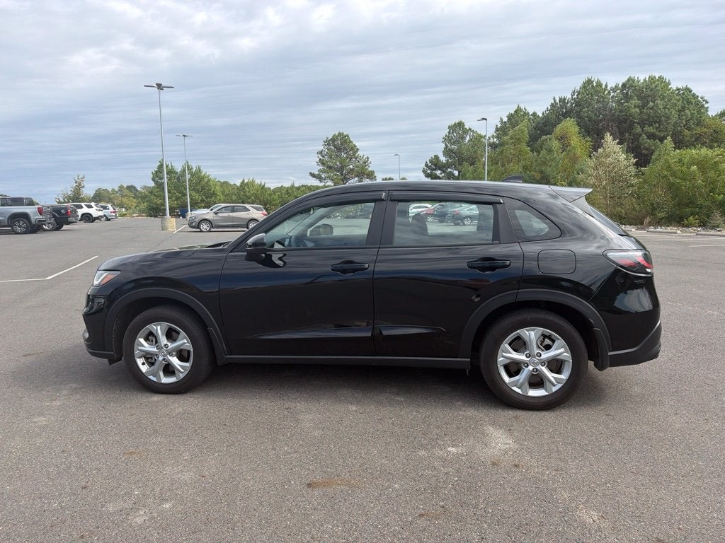2025 Honda HR-V LX