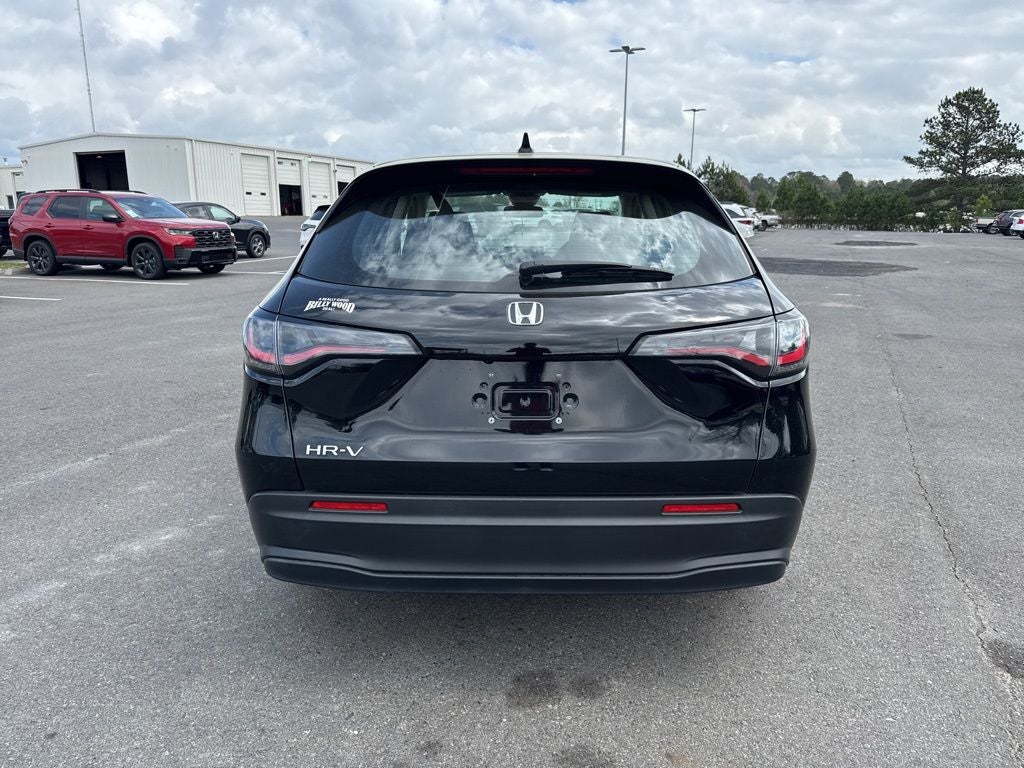 2025 Honda HR-V LX