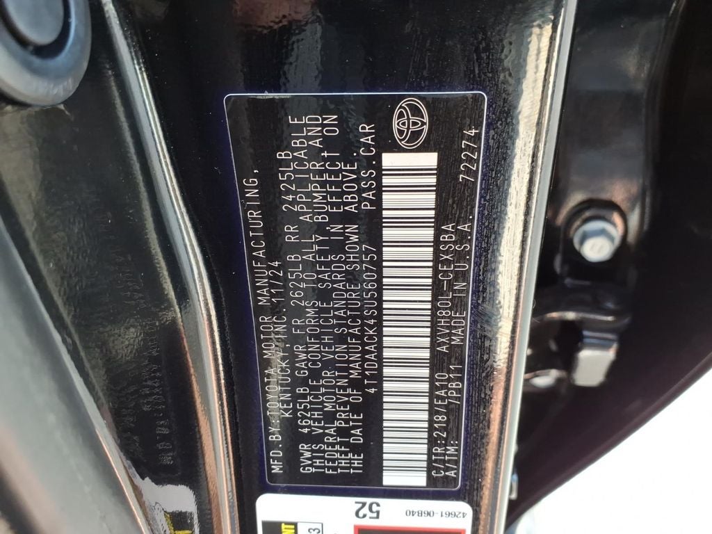 2025 Toyota Camry SE