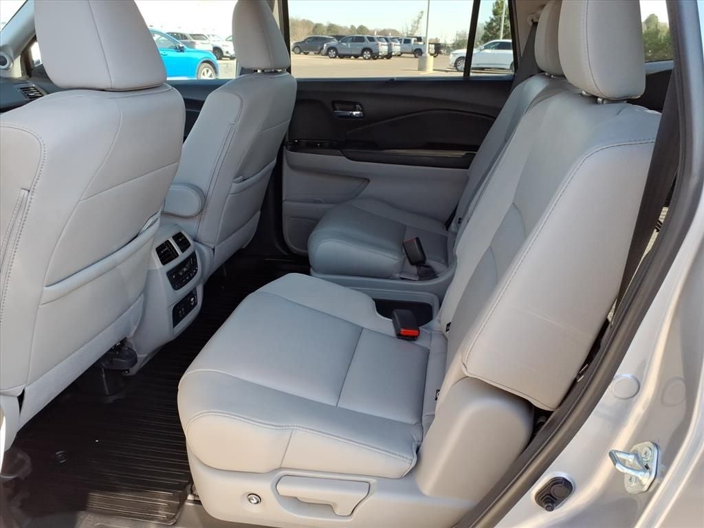 2022 Honda Pilot Touring 7 Passenger