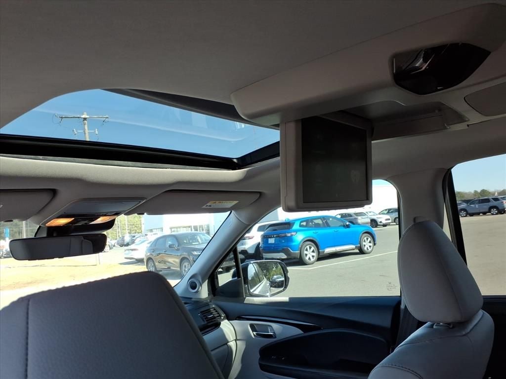 2022 Honda Pilot Touring 7 Passenger