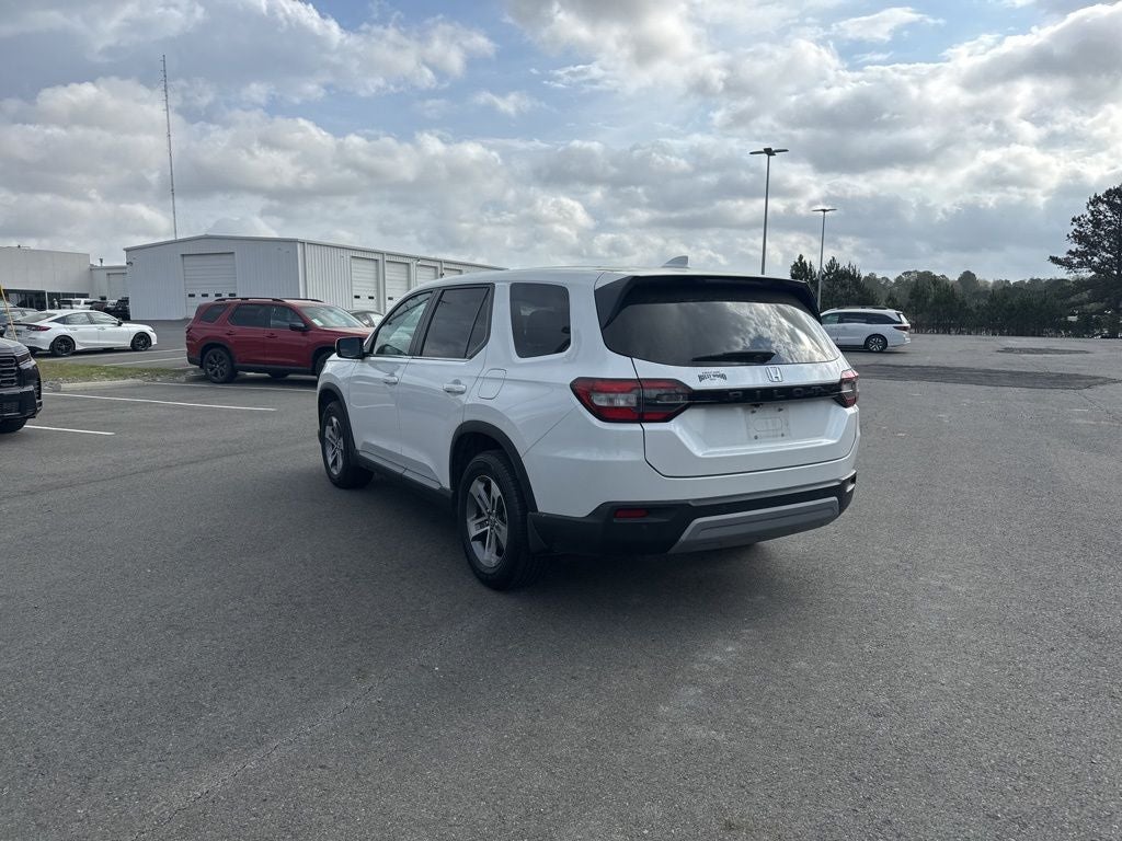 2025 Honda Pilot Base