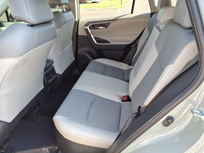 2022 Toyota RAV4 Hybrid XLE Premium