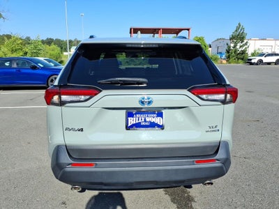 2022 Toyota RAV4 Hybrid XLE Premium