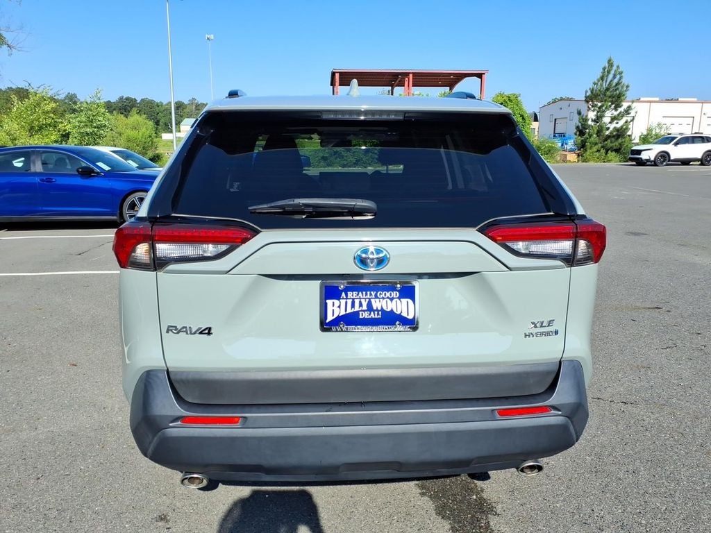 2022 Toyota RAV4 Hybrid XLE Premium