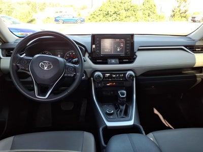 2022 Toyota RAV4 Hybrid XLE Premium