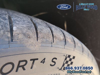 2022 Ford Mustang Mach 1