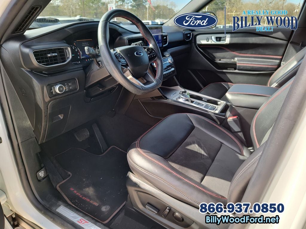 2022 Ford Explorer ST-Line