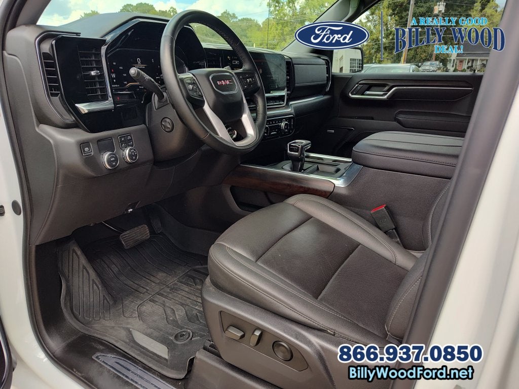 2024 GMC Sierra 1500 SLT