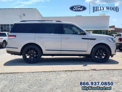 2022 Lincoln Navigator Reserve