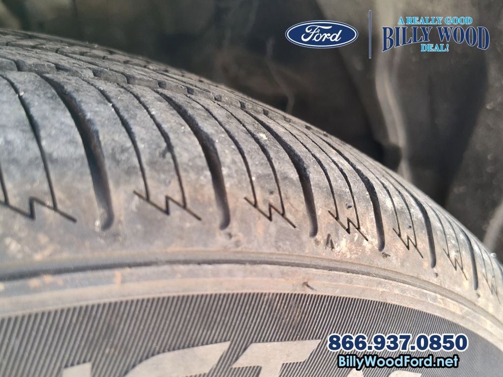 2019 Toyota Prius XLE