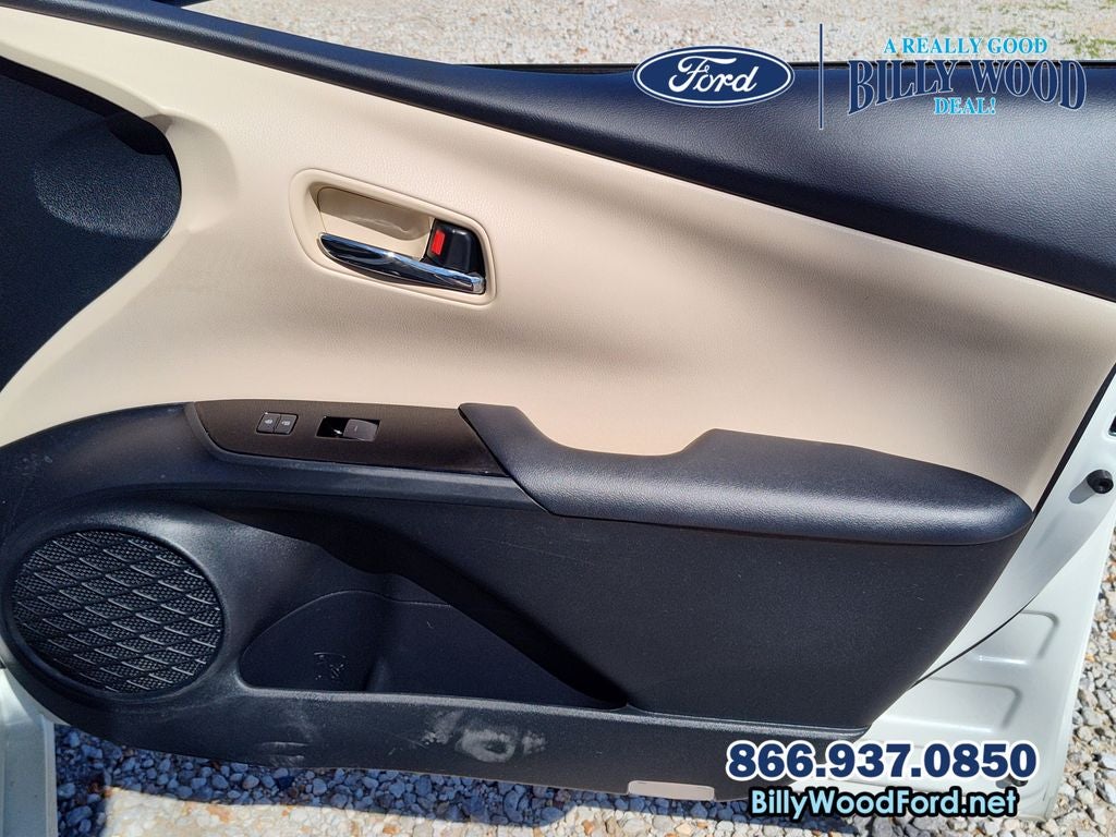 2019 Toyota Prius XLE