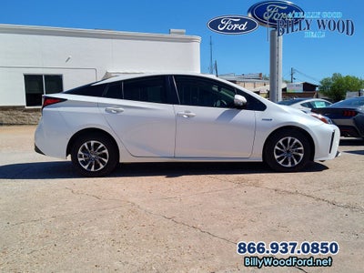 2019 Toyota Prius XLE