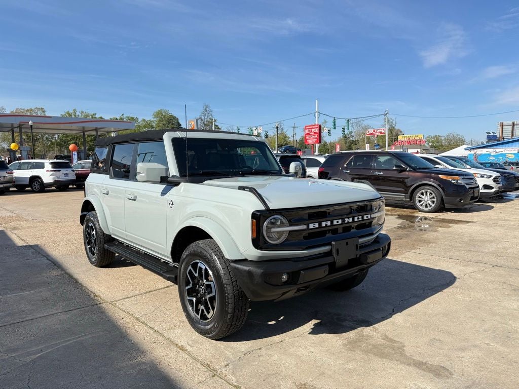 2023 Ford Bronco Outer Banks