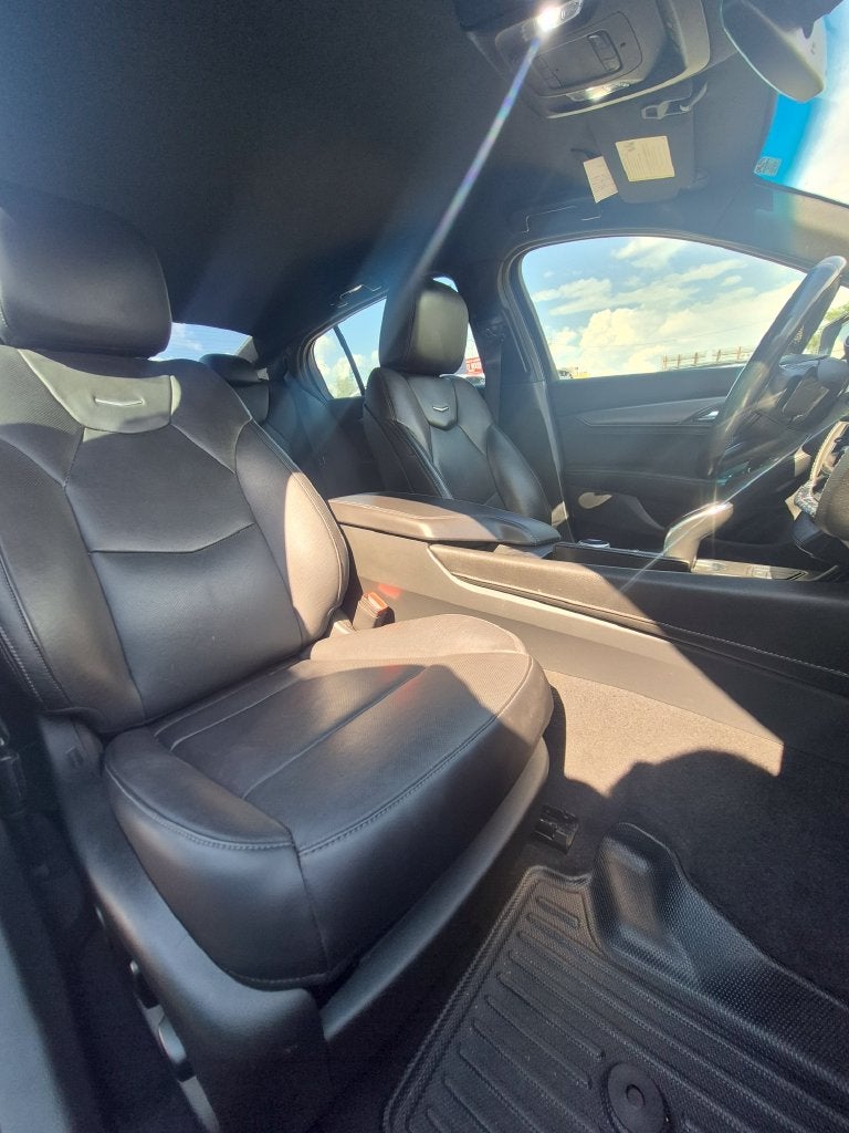 2022 Cadillac CT5 Premium Luxury