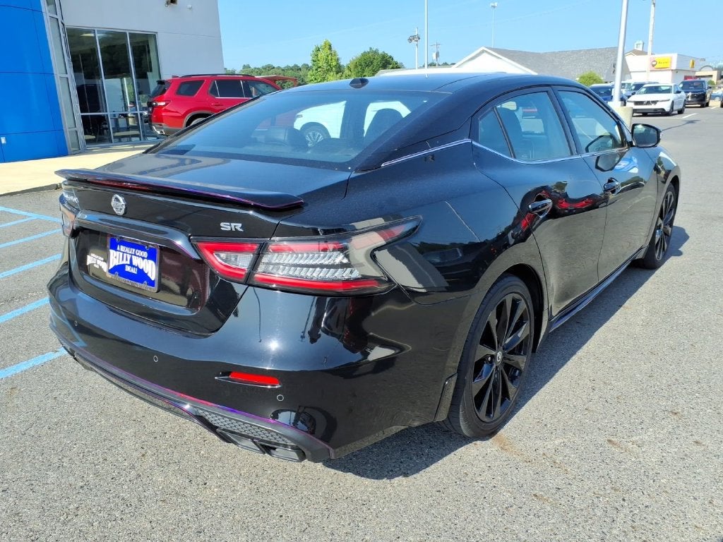 2022 Nissan Maxima SR