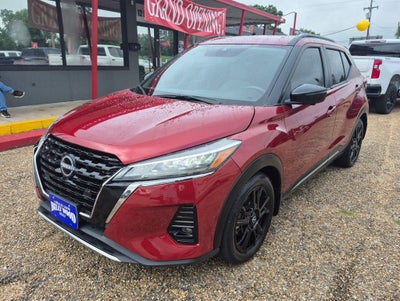 2024 Nissan Kicks SR