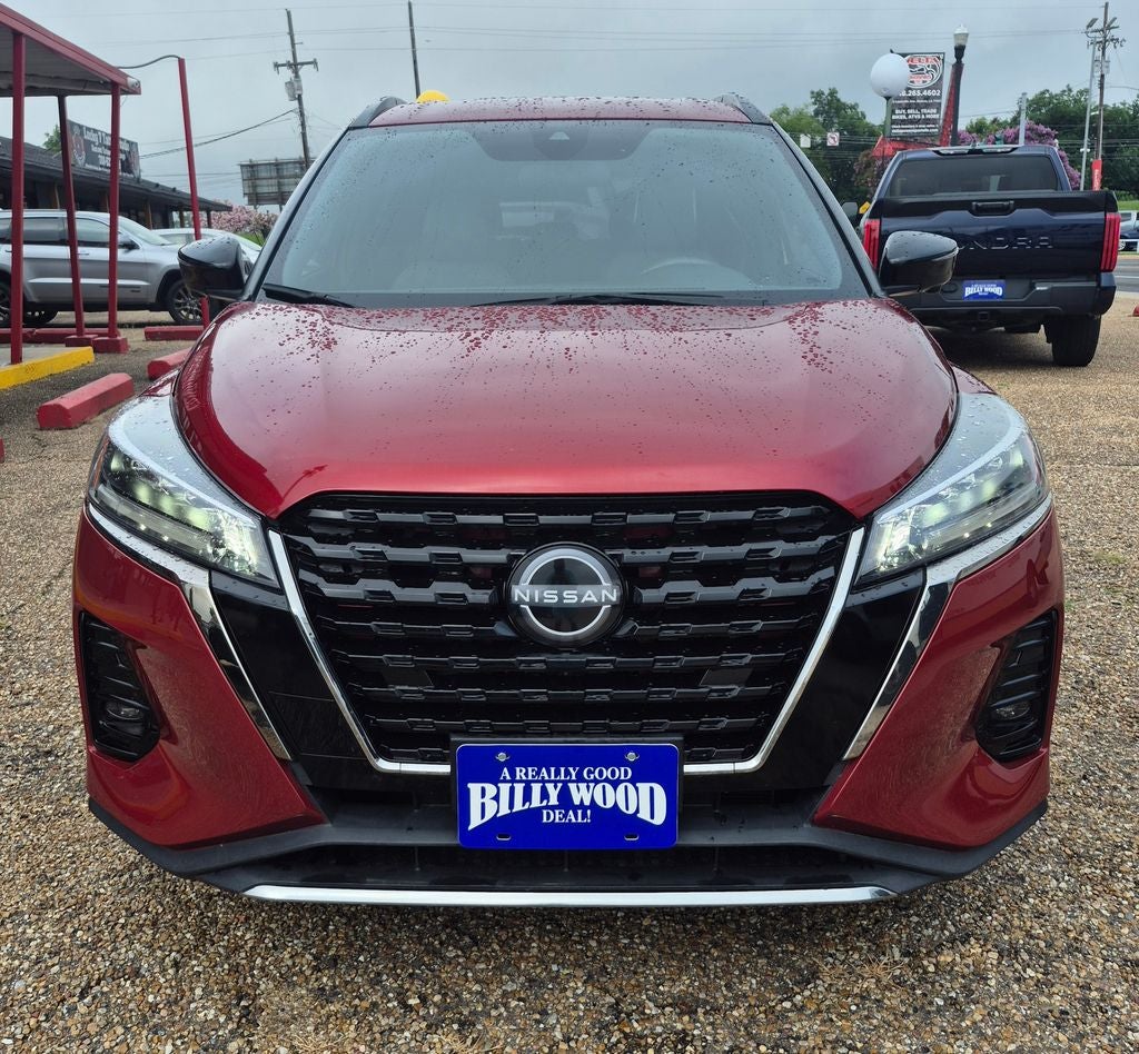 2024 Nissan Kicks SR