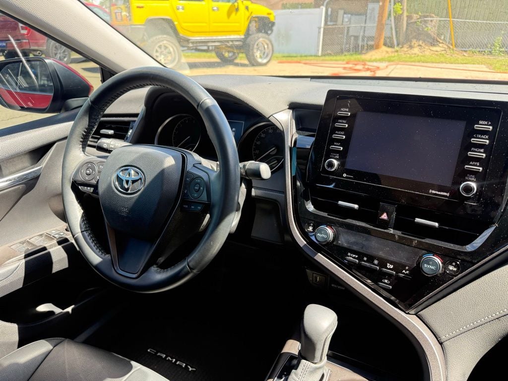 2022 Toyota Camry SE