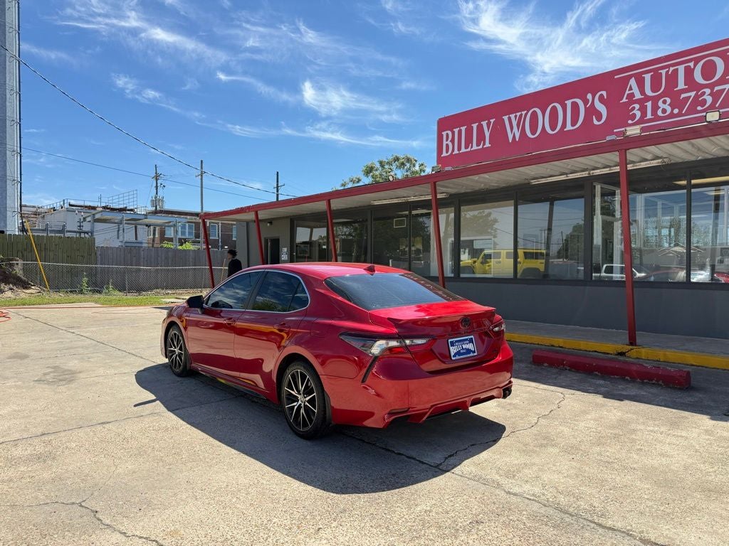 2022 Toyota Camry SE