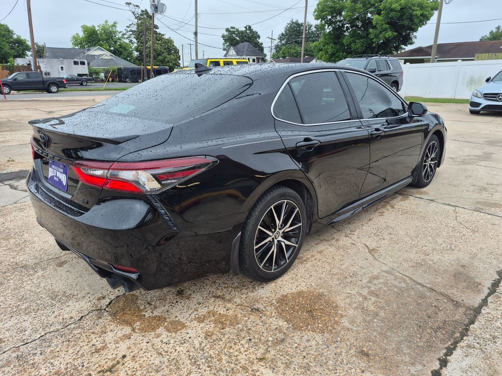 2023 Toyota Camry SE
