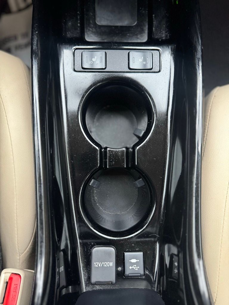 2019 Toyota Prius XLE