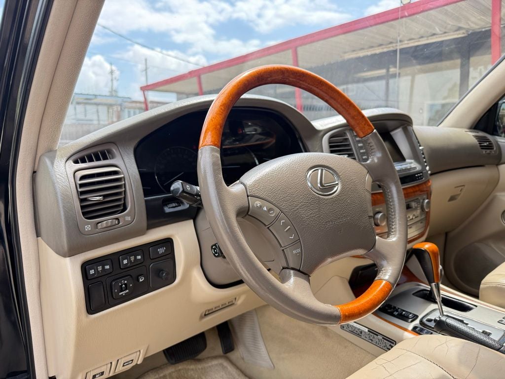 2003 Lexus LX 470