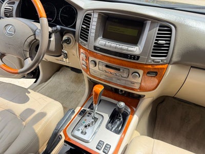2003 Lexus LX 470