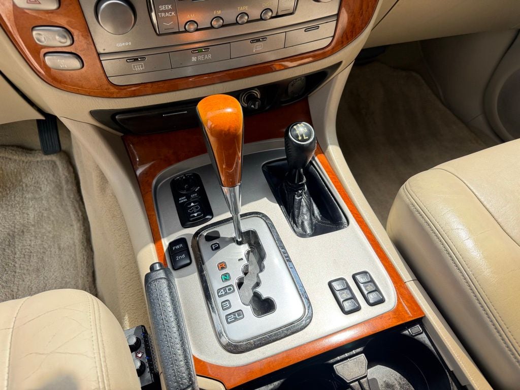 2003 Lexus LX 470