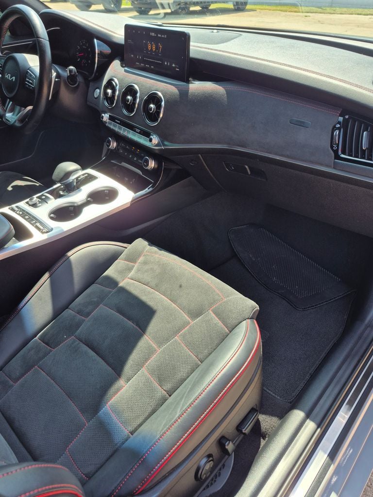 2023 Kia Stinger GT2